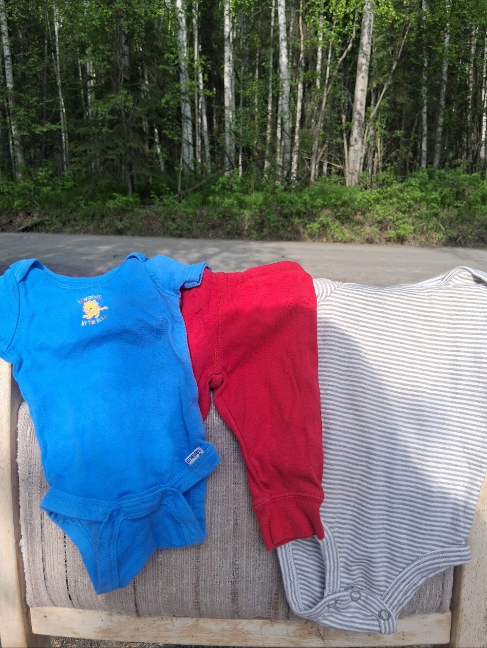 🙂 3/15 Carter's Blue, Red and Gray Striped Baby One-Piece Trio Size 3 months